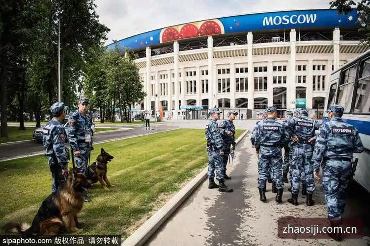四季官网注册 世界杯安保策略调整深度解析:英国警员赴美规模锐减背后的逻辑与应对